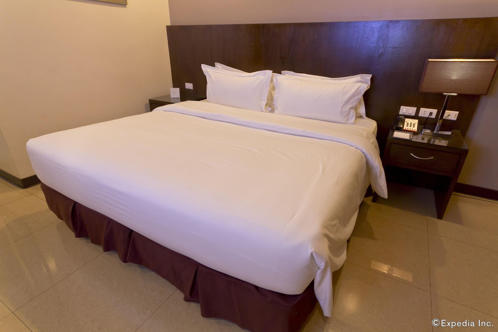 Mandarin Plaza Hotel Cebu Dış mekan fotoğraf