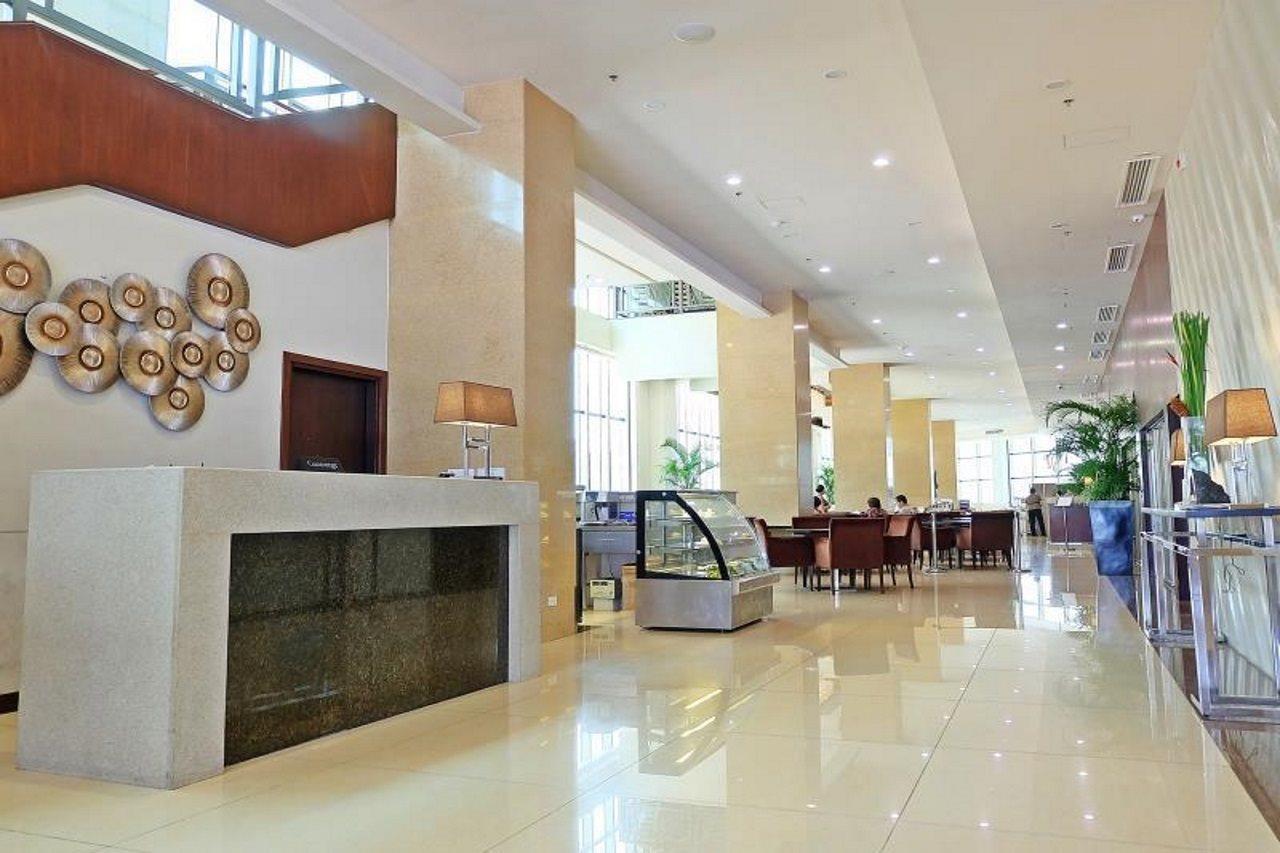 Mandarin Plaza Hotel Cebu Dış mekan fotoğraf