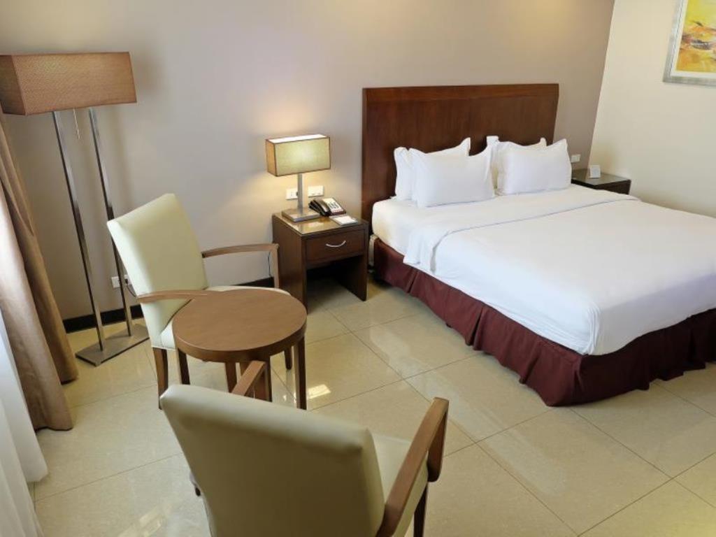Mandarin Plaza Hotel Cebu Dış mekan fotoğraf