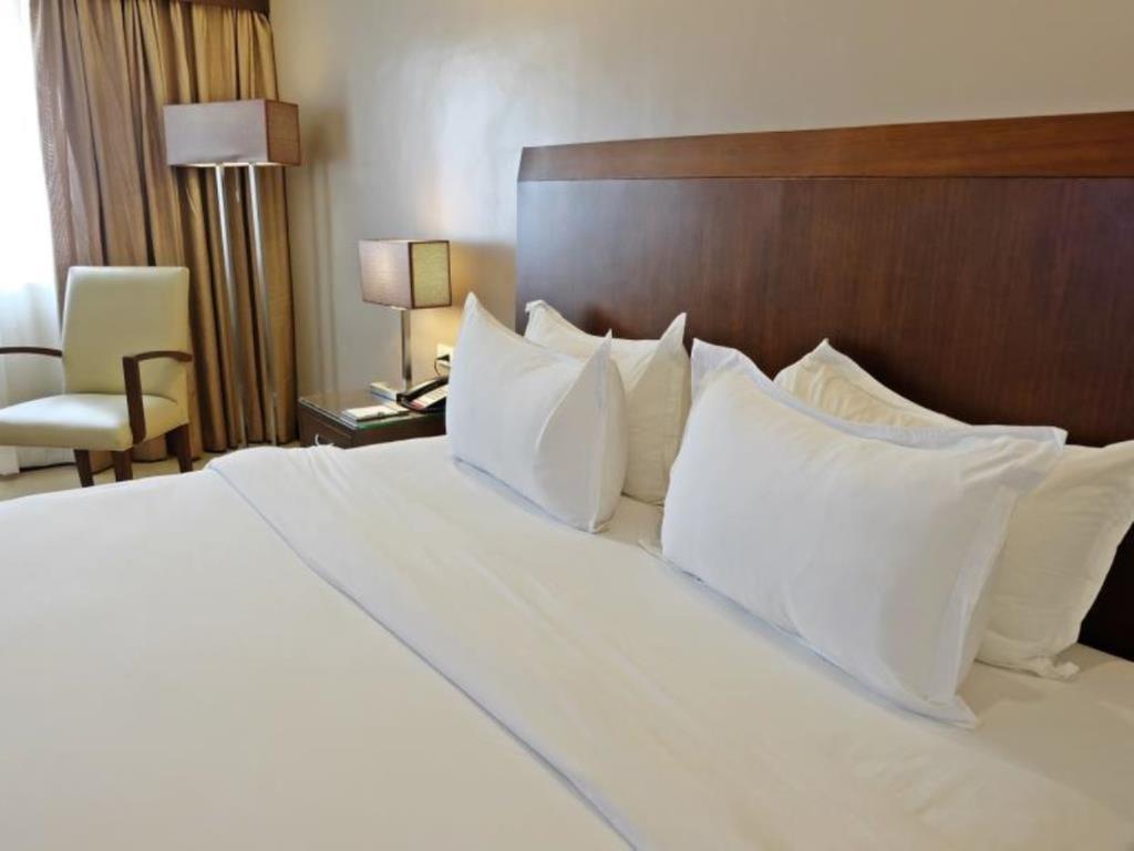 Mandarin Plaza Hotel Cebu Dış mekan fotoğraf
