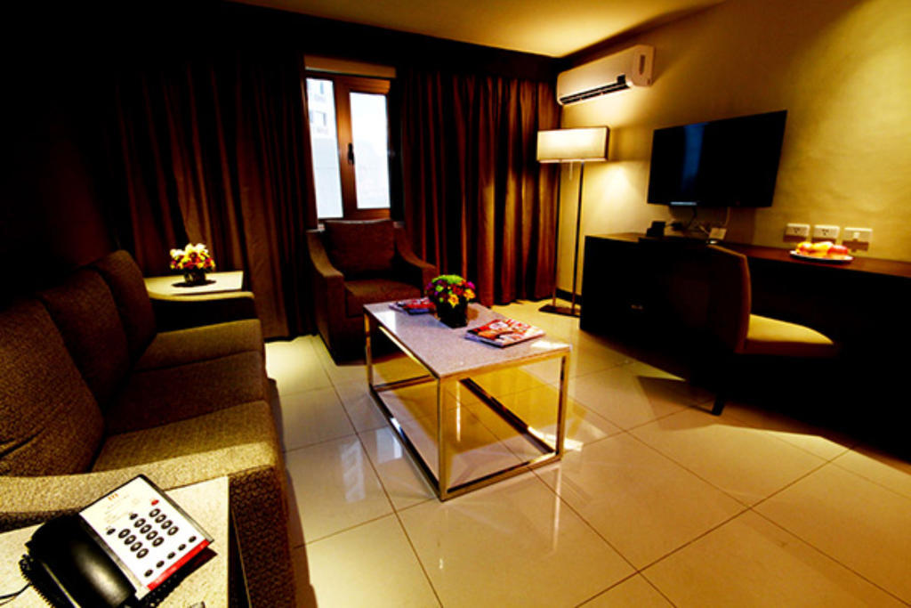 Mandarin Plaza Hotel Cebu Dış mekan fotoğraf